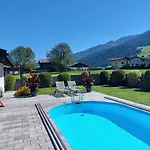 Villa Wie *